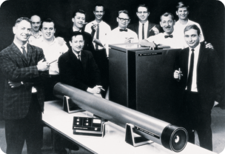 1970: Lumenis (previously Coherent) introduced the first argon laser photocoagulator in ophthalmology.